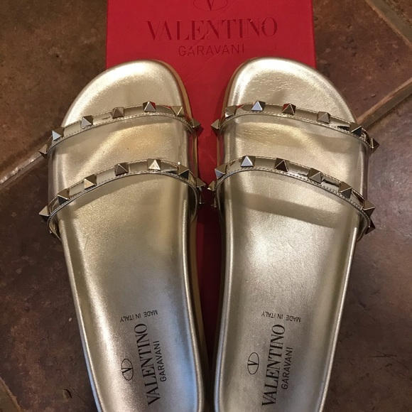 valentino clear slides